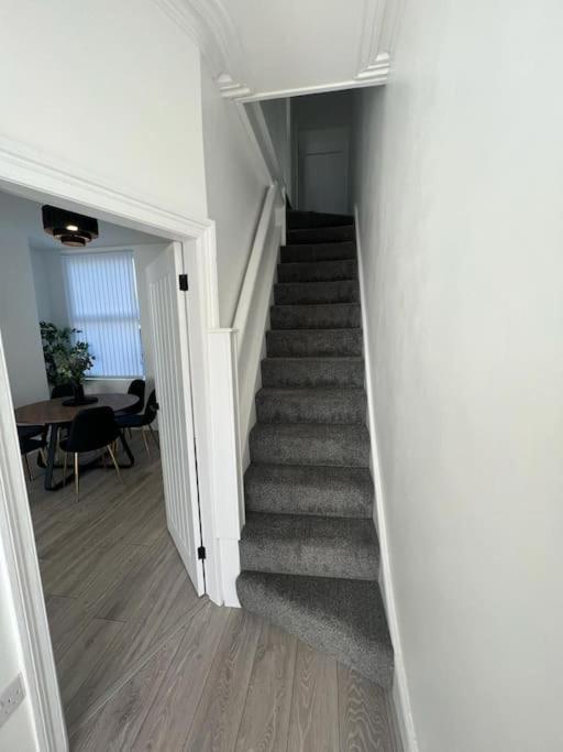 Beautiful Anfield Family Home Liverpool Eksteriør bilde