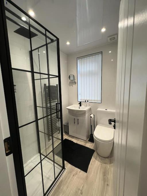 Beautiful Anfield Family Home Liverpool Eksteriør bilde